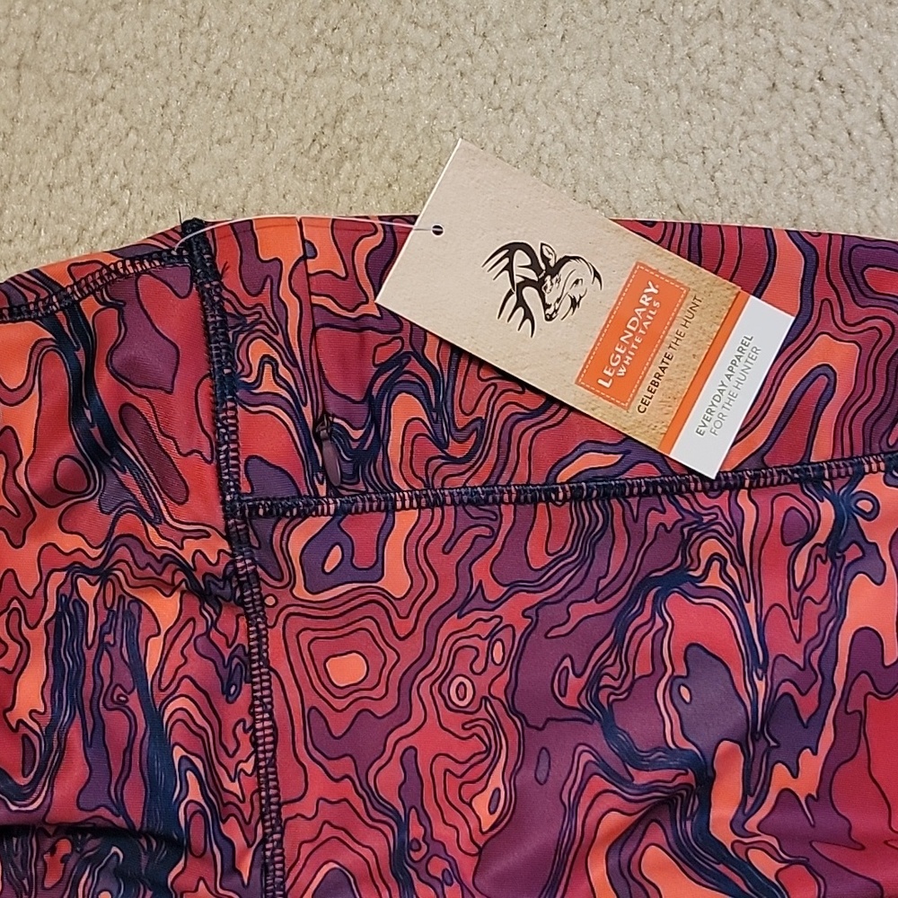 Legendary Whitetails Leggings NWT